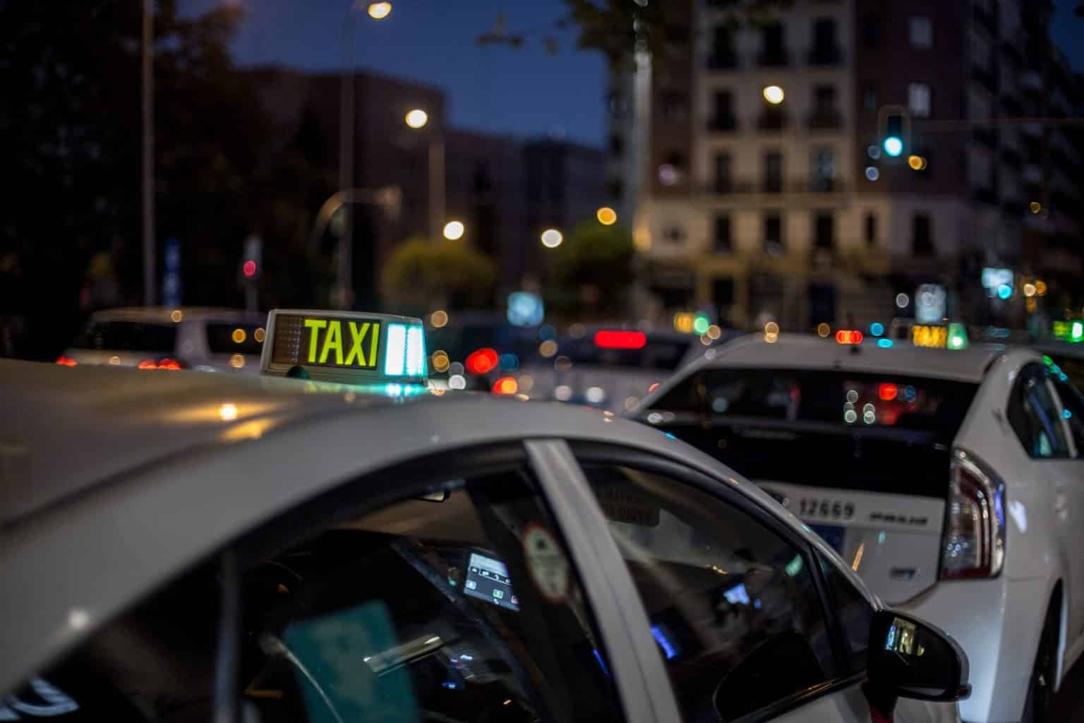 Muévete con tranquilidad – la mejor línea de taxi de Madrid al aeropuerto <strong>Muévete con tranquilidad – la mejor línea de taxi de Madrid al aeropuerto</strong> 1