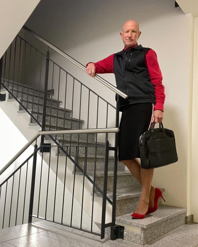 Mark Bryan: desafiando las normas con estilo y tacones 1