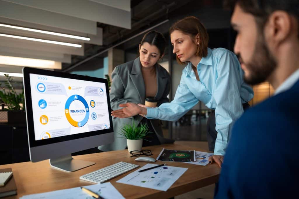 ERP especializado en empresas: administra proyectos y recursos humanos 3 ERP especializado en empresas: administra proyectos y recursos humanos 2